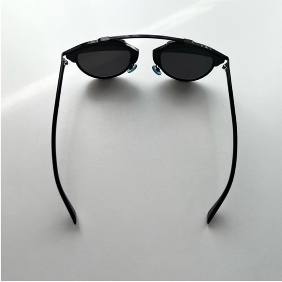 CHRISTIAN DIOR Designer SoReal Sunglasses
Black/Silver